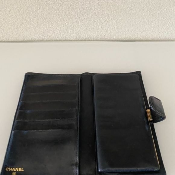 Chanel Black Caviar Leather Wallet on a Chain 100% Authentic - Picture 2 of 12